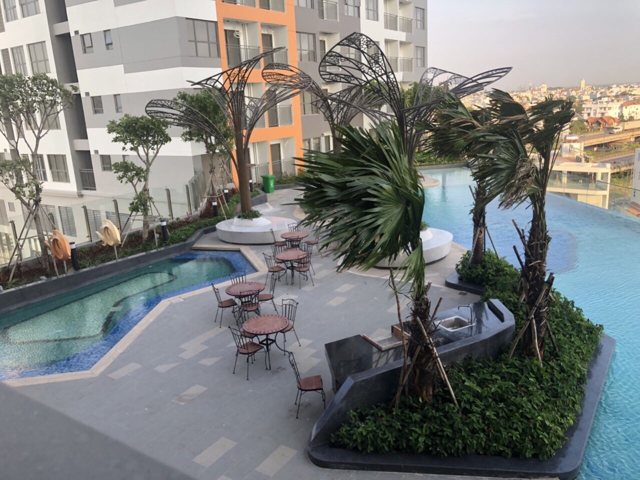 the sun avenue district 2