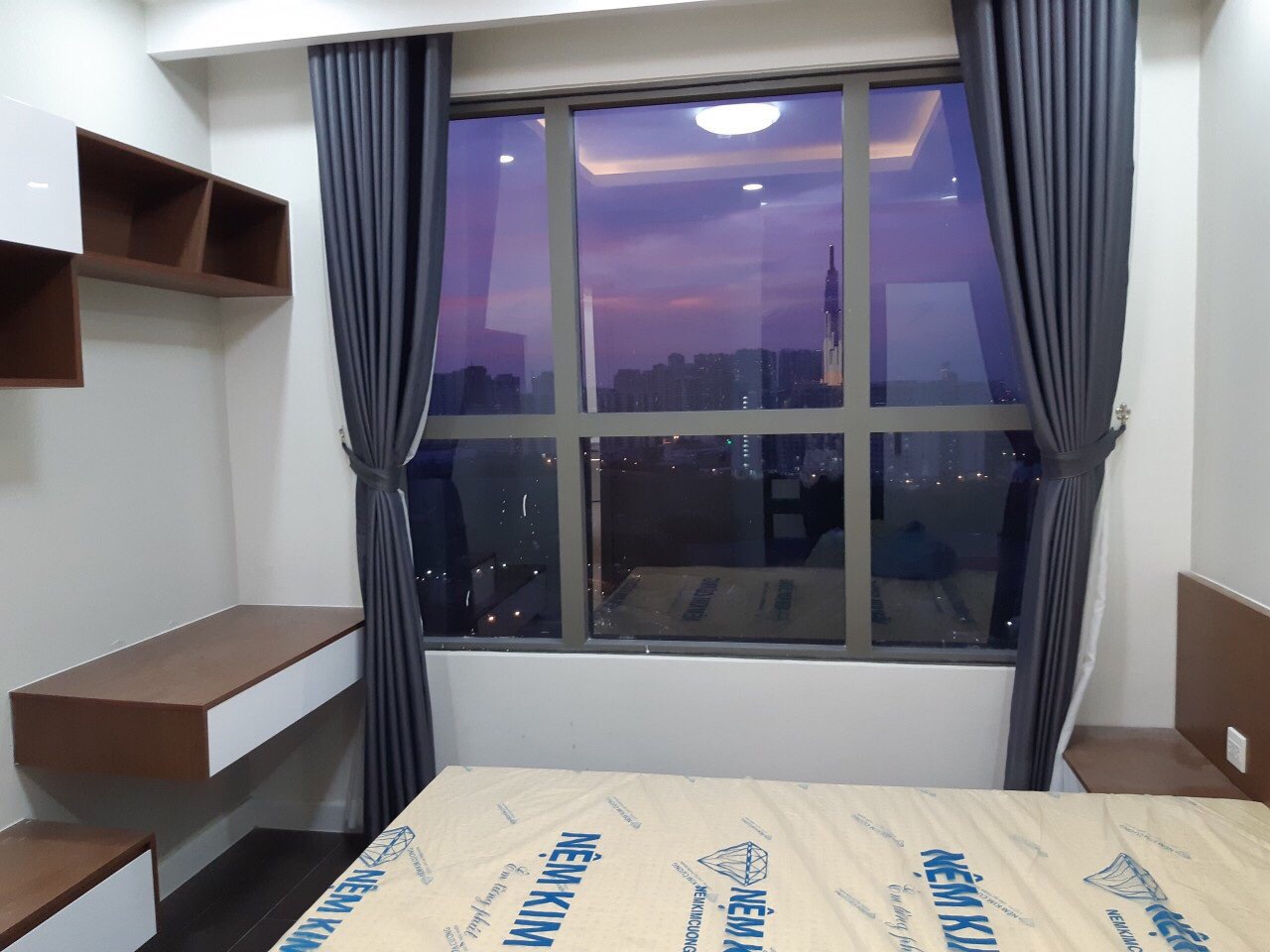 The Sun Avenue for rent district 2