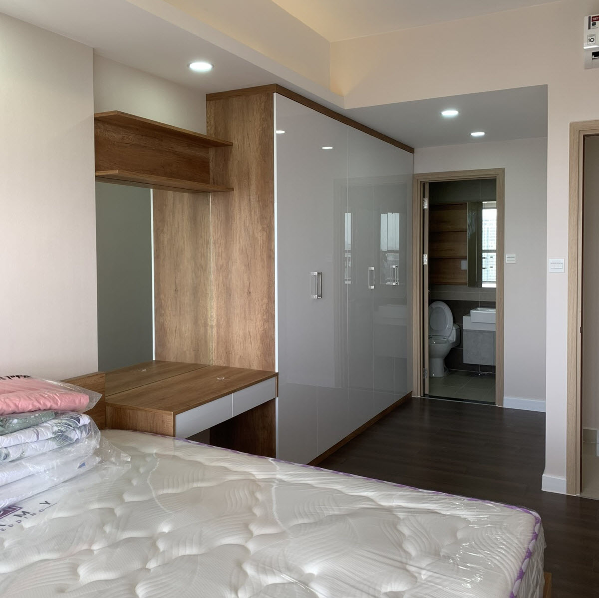 The Sun Avenue for sale