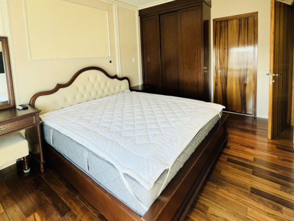 leman luxury apartment for rent