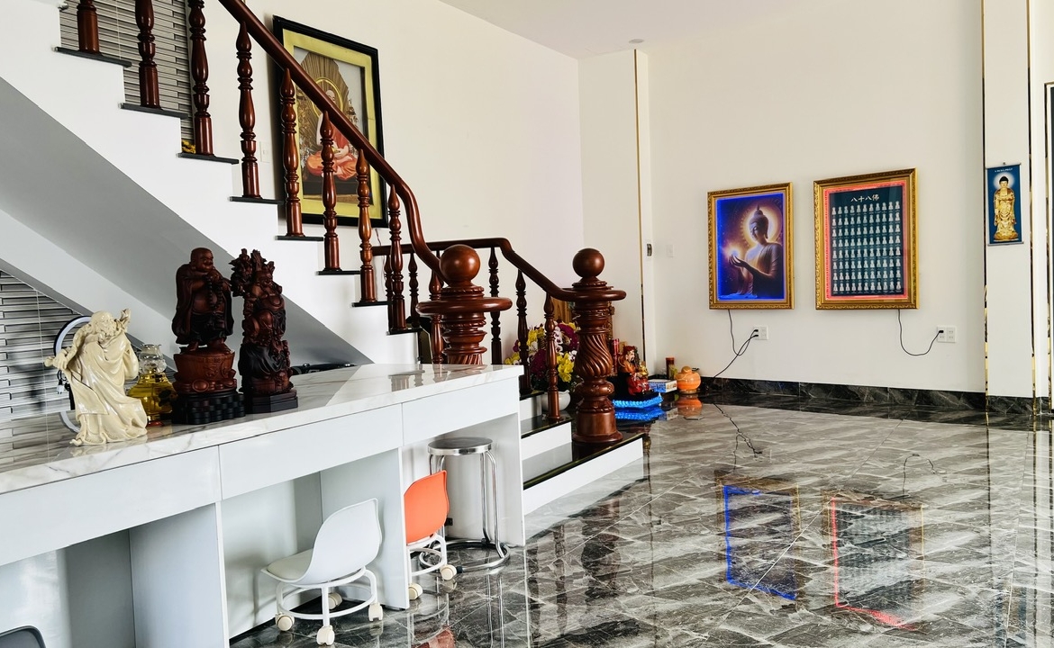 Villa-for-rent-in-Thuan-An-city-Binh-Duong-province