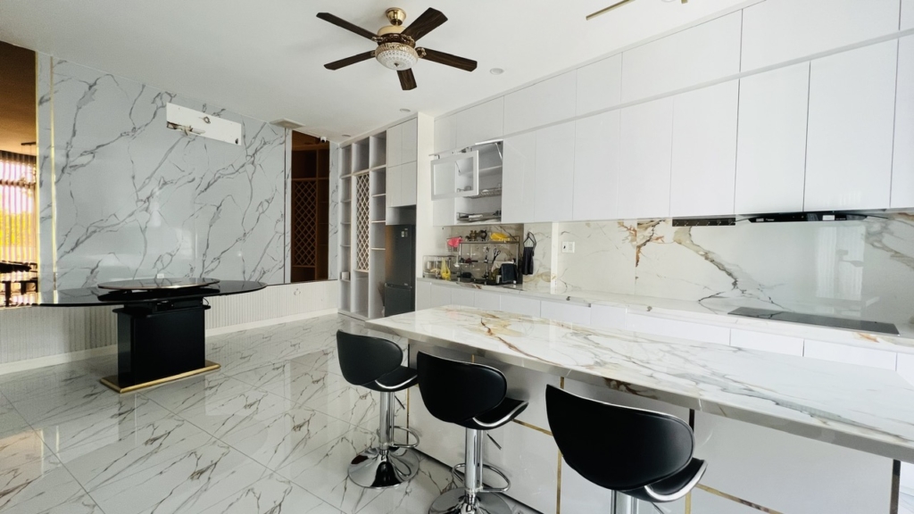 Villa-for-rent-in-Thuan-An-city-Binh-Duong-province