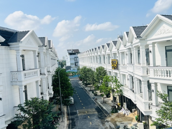 Villa-for-rent-in-Thuan-An-city-Binh-Duong-province