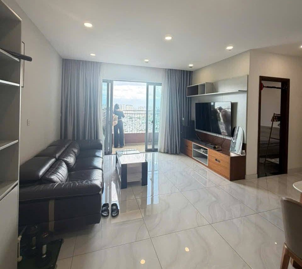 Cho thue Palm Heights 3PN 1. Palm Heights 3BR for rent with luxury furniture at Thu Duc city