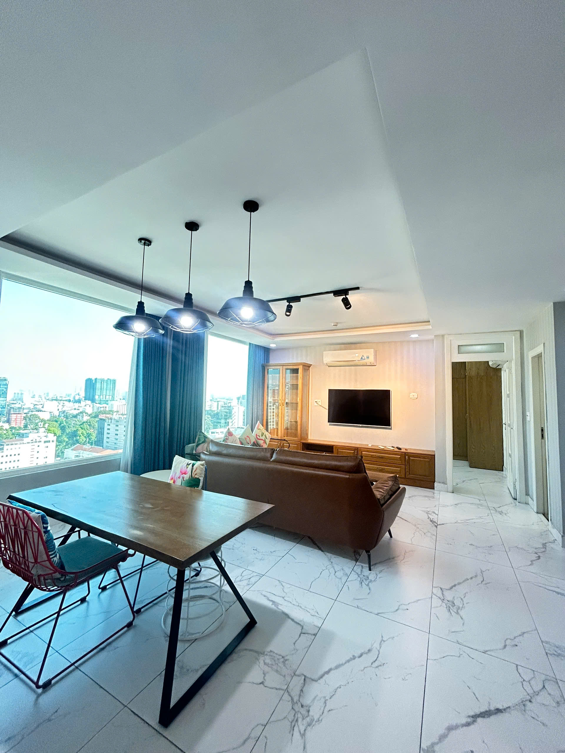 Leman Luxury Quan 1 1.1 Spacious 1BR for rent with nice and morden furniture at Léman Luxury, Saigon downtown