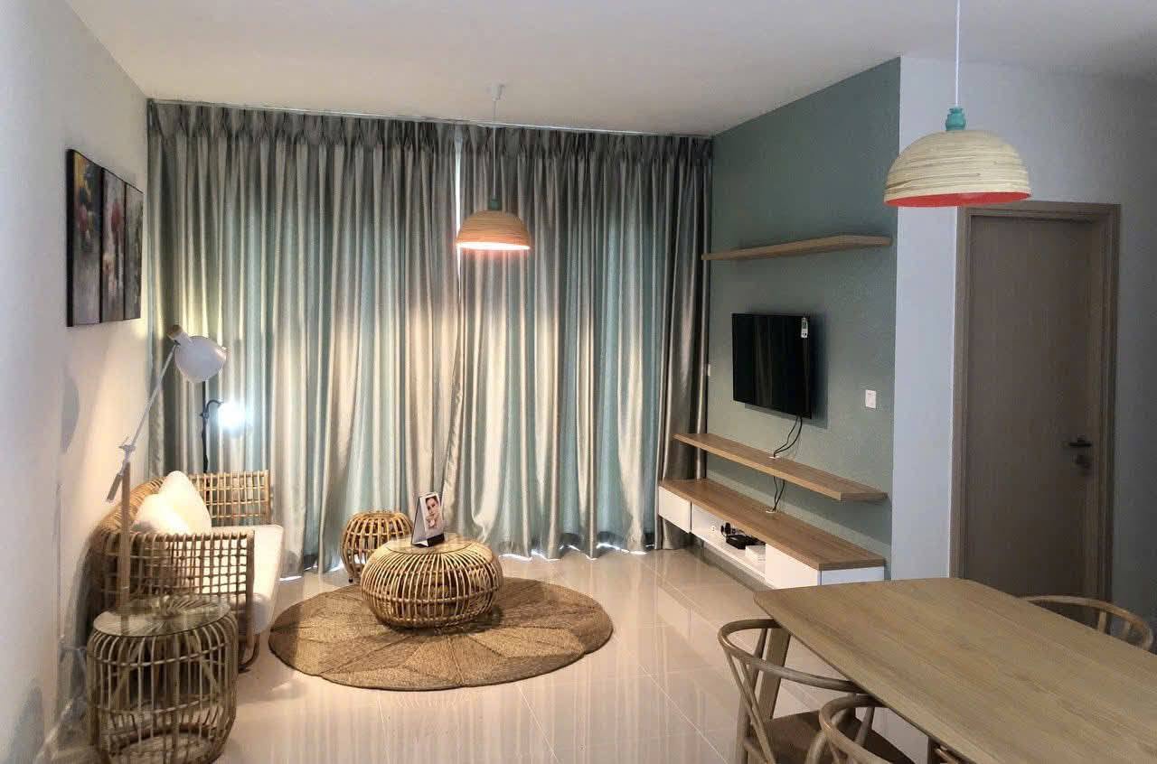 Palm Heights 2BR for rent 1. 2BR apartment for rent at Palm Heights with modern & luxury furniture