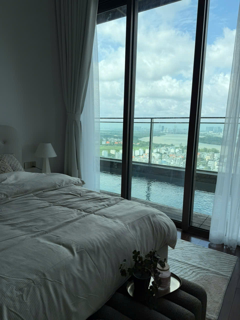 Luxury 4-bedroom apartment for rent with a private pool and private lift at the DEFINE project