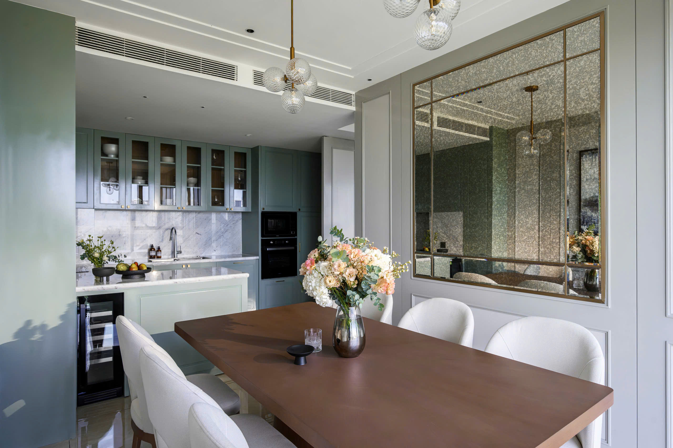 Metro Pole Penthouse for rent 2.1 Experience a high-class living space at the Metropole Thu Thiem penthouse