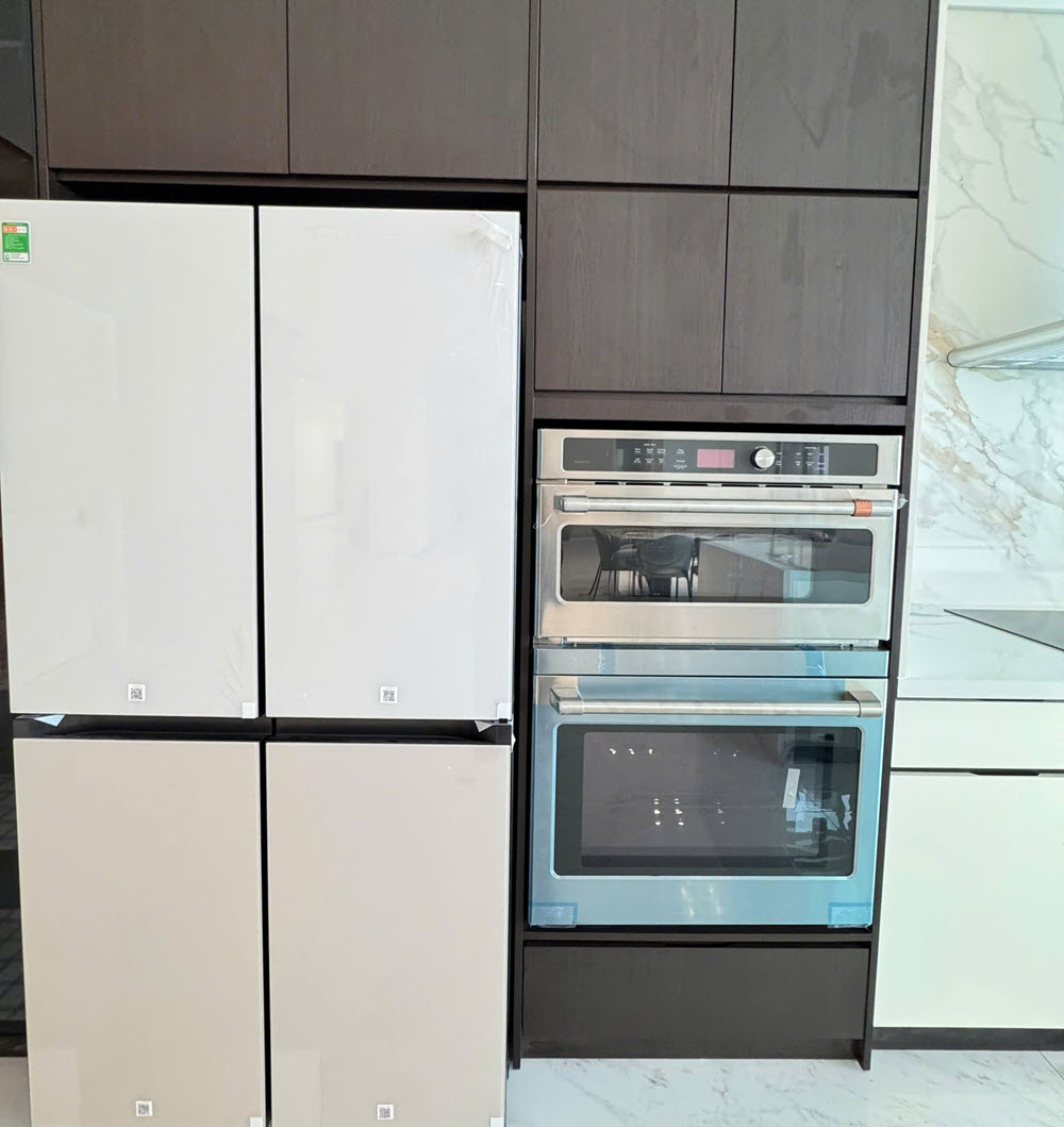 450m² fully high-end furnished penthouse for rent at De La Sol, District