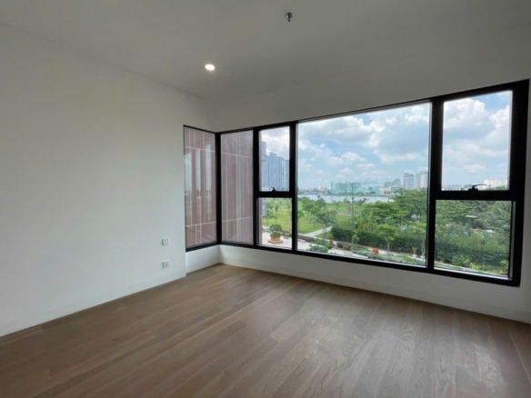 The River Thu Thiem 4BR apartment for rent with basic furniture, nice view