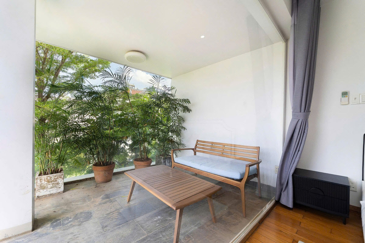 Villa_for_rent_in_district_2_near_Diamond_island 4. Dual street frontage villa for rent in District 2 with private pool near Feliz En Vista